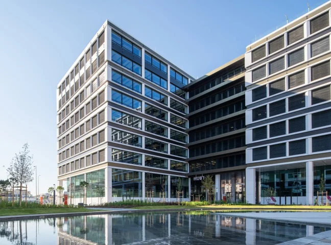 Agora-Budapest-3